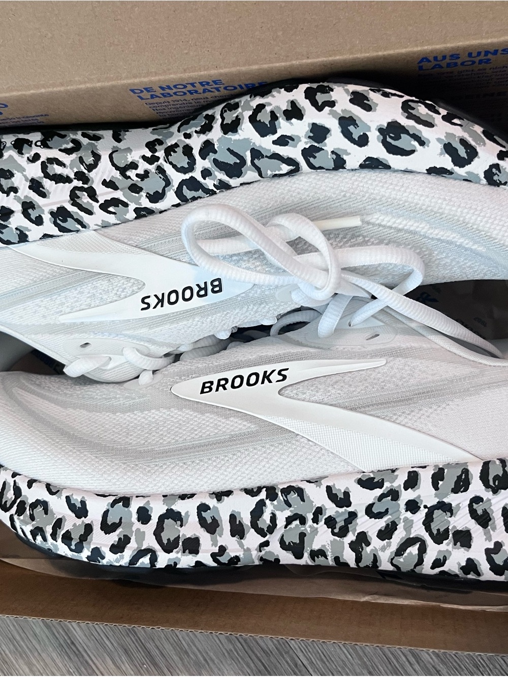 Brooks Women's White Running Shoes with Black-and-Gray Leopard Midsole